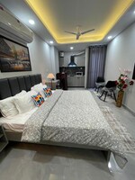 1 Rk  450 Sq.Ft. Builder Floor in Sector 52