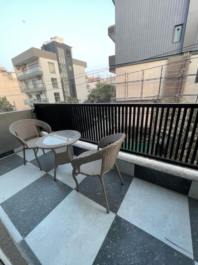 Balcony, sector 52 1 RK 450 Sq.Ft. Builder Floor In Sector 52 Gurgaon 10739489