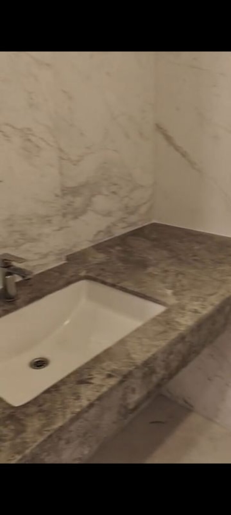 Washroom, lodha-bellagio 2.5 Bedroom 908 Sq.Ft. Apartment In Powai Mumbai 10739386