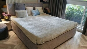 Bedroom in 3 BHK Apartment at Marathon Monte South, Byculla West – for Sale
