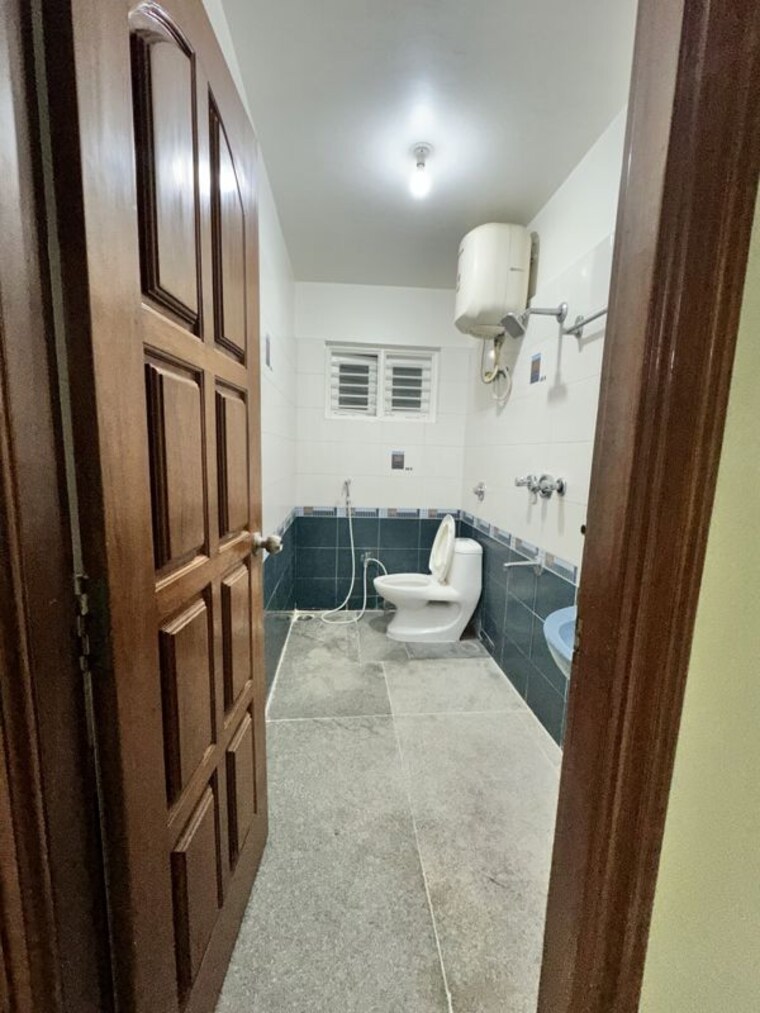 Attached Bathroom, banashankari 3 Bedroom 1500 Sq.Ft. Builder Floor In Banashankari Bangalore 10739520