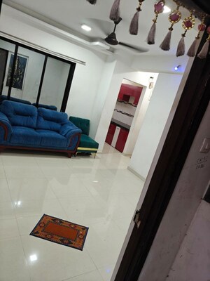 Room in 1 BHK Apartment at Dynamic Crest, Shilphata – for Rent