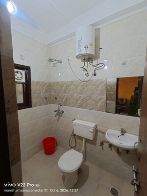 Bathroom in 2 BHK Builder Floor at Sector 52 – for Rent