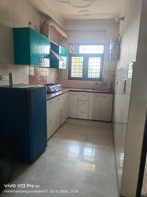 Kitchen in 2 BHK Builder Floor at Sector 52 – for Rent