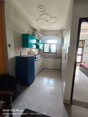 Building Lobby in 2 BHK Builder Floor at Sector 52 – for Rent