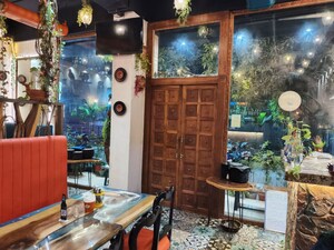  Shop For Sale in Squarefeet Centrum Business Square, Wagle Industrial Estate