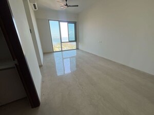 2 BHK Apartment For Sale in Piramal Aranya, Byculla