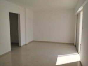 Room in 3 BHK Apartment at Kundan La Ventana, Kondhwa – for Rent