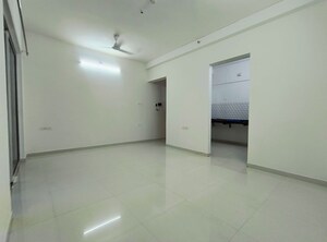 Room in 2 BHK Apartment at Godrej Boulevard, Manjari – for Rent