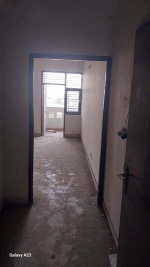 Room in 3.5 BHK Apartment at Sanchar Residency, Raj Nagar Extension – for Sale