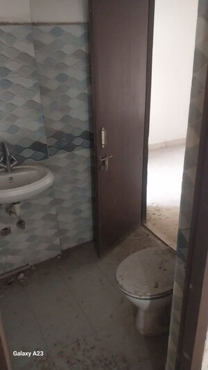 Bathroom in 3.5 BHK Apartment at Sanchar Residency, Raj Nagar Extension – for Sale