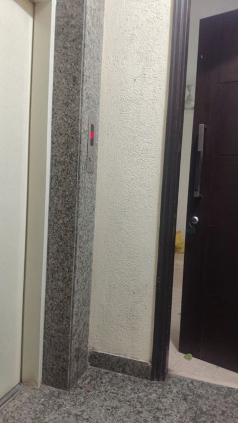 undefined, kalkaji 3 Bedroom 200 Sq.Yd. Builder Floor In Kalkaji Delhi 10739625