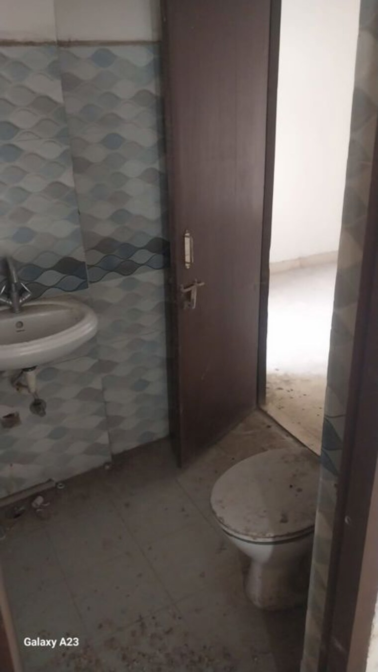 Bathroom, sanchar-residency 3.5 Bedroom 1781 Sq.Ft. Apartment In Raj Nagar Extension Ghaziabad 10739620