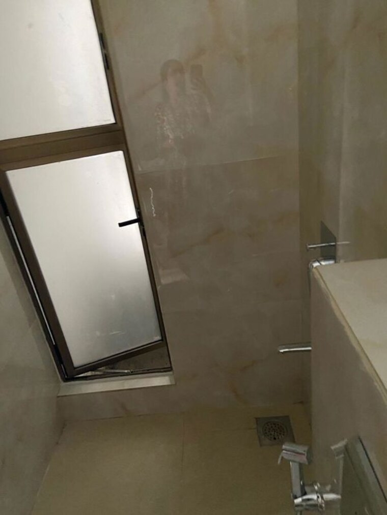 Attached Bathroom, raymond-ten-x-habitat 1 Bedroom 418 Sq.Ft. Apartment In Pokhran Road No Two Thane 10739636