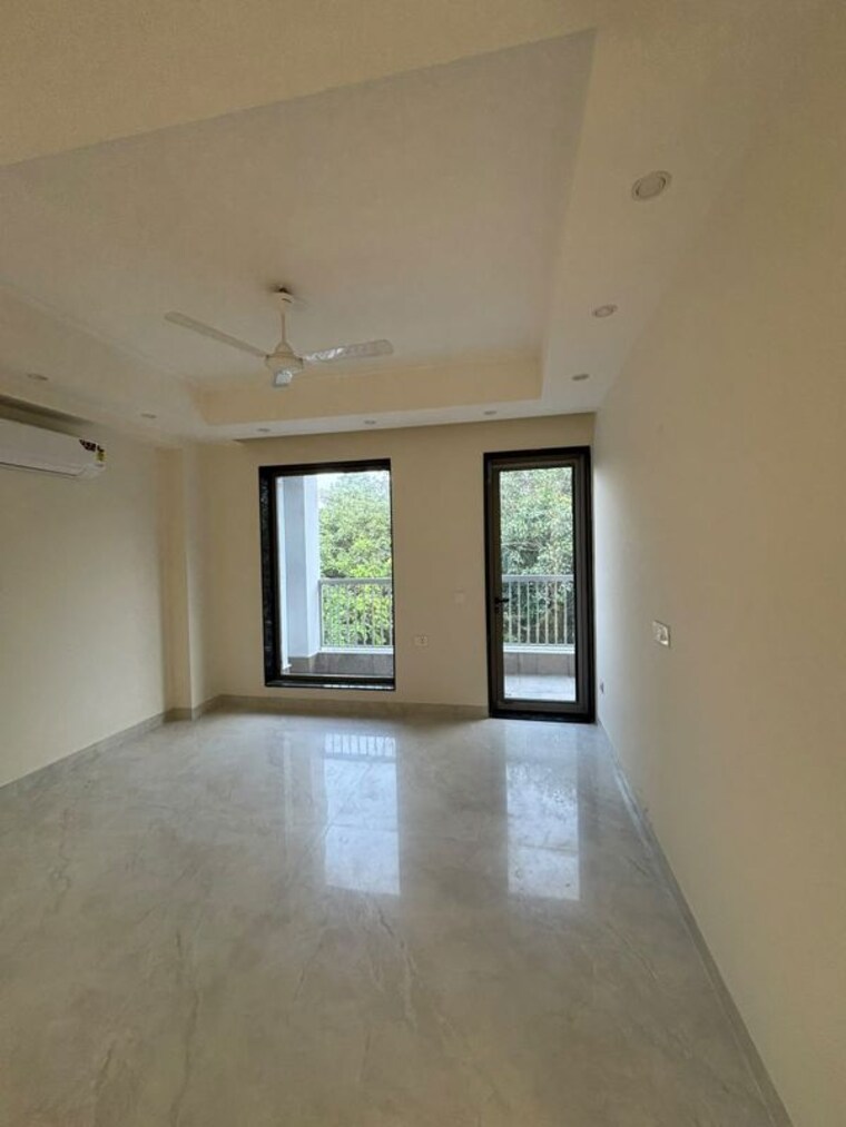 Room, saket 3 Bedroom 200 Sq.Yd. Builder Floor In Saket Delhi 10739653