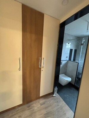 Building Lobby in 3 BHK Builder Floor at Saket – for Rent