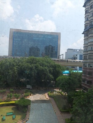 3 BHK Apartment – Exterior View View at Unitech Palms, South City 1 - for Rent
