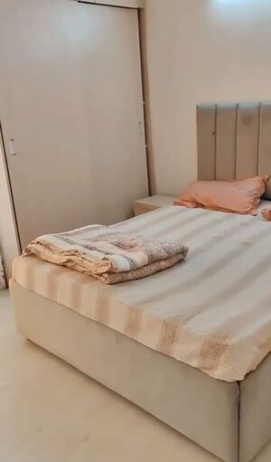 Bedroom in 2 BHK Apartment at M3M Heights, Sector 65 – for Rent