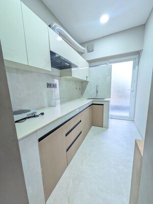 Kitchen in 1 BHK Builder Floor at Sector 46 – for Rent