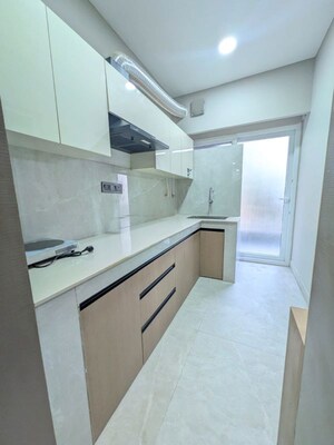 Kitchen in 1 BHK Builder Floor at Sector 46 – for Rent