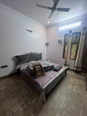 Bedroom in 3 BHK Builder Floor at Sector 10a – for Rent