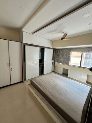 Bedroom in 2 BHK Apartment at Bhavya Supreme Annexe, Parel – for Rent