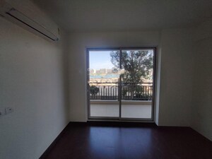 Room in 3 BHK Apartment at Bestech Park View Altura, Sector 79 – for Rent