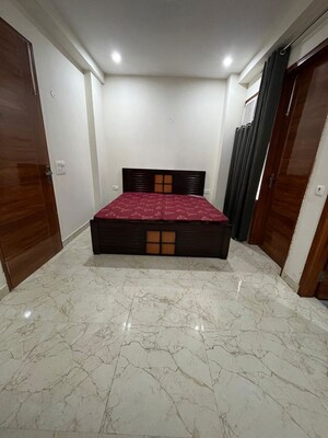 Bedroom in 1 BHK Builder Floor at Sector 57 – for Rent