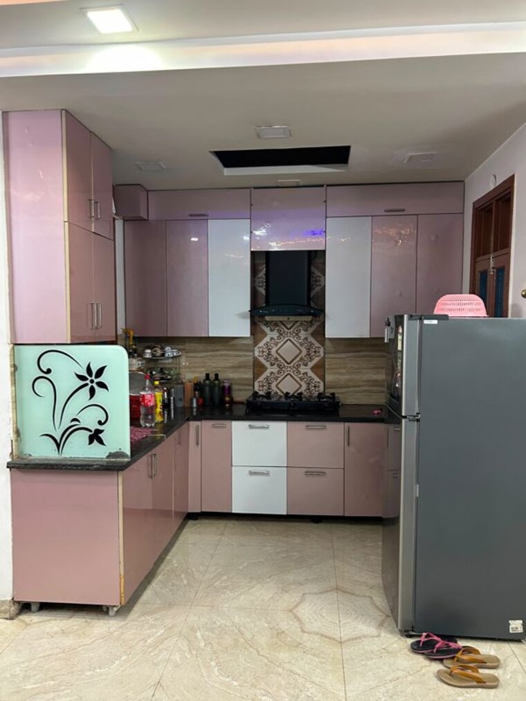 Kitchen, shakti khand 2  850 Sq.Ft. Builder Floor In Shakti Khand 2 Ghaziabad 10739478