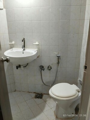 Bathroom in 3 BHK Apartment at Ambawadi – for Rent