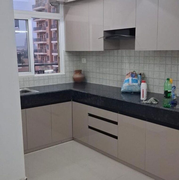 Kitchen, vipul-lavanya 3 Bedroom 1760 Sq.Ft. Apartment In Sector 81 Gurgaon 10739759