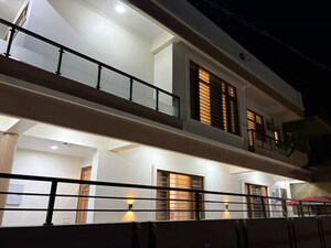 3 BHK Independent House – Exterior View View at Rajpur Road - for Rent