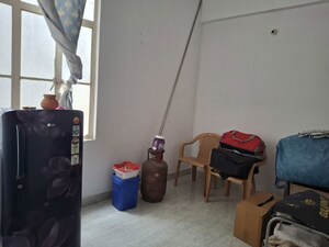 Team Area in 2 BHK Apartment at Signature Global Signum 107, Sector 107 – for Sale