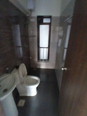 Bathroom in 2 BHK Apartment at Acme Oasis, Kandivali East – for Rent