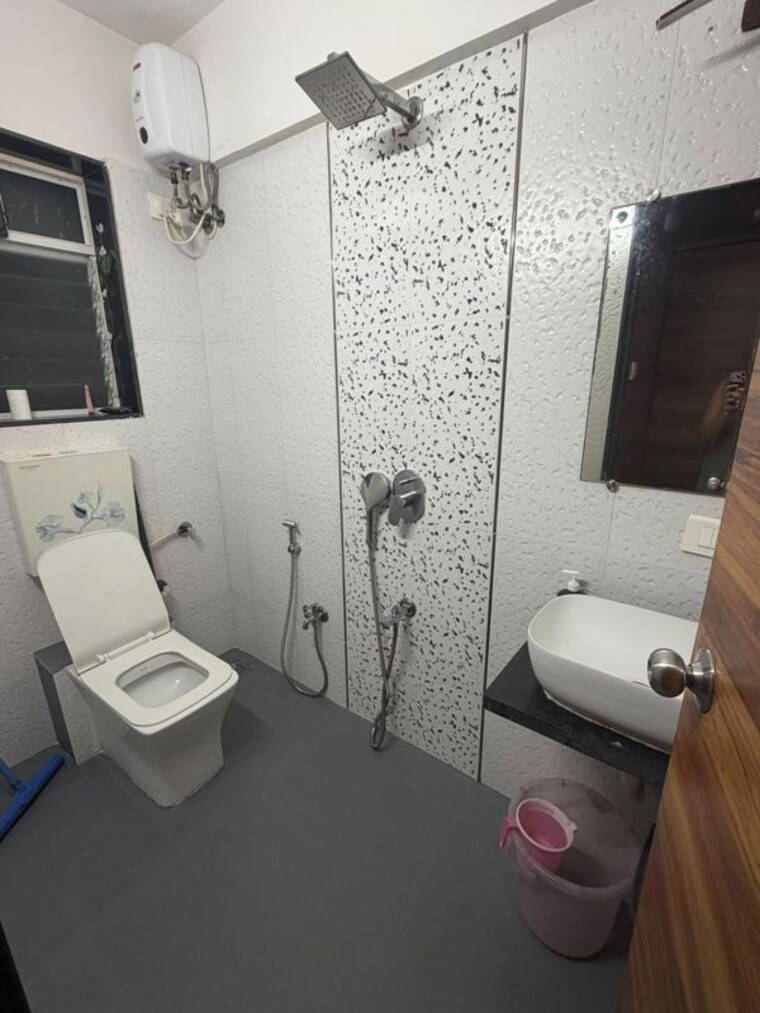 Bathroom, spring-grove-uno-society 1 Bedroom 395 Sq.Ft. Apartment In Kandivali East Mumbai 10739855