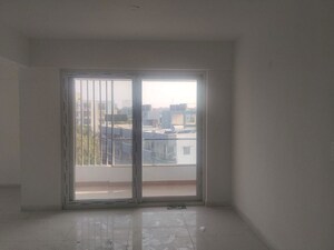 Room in 2 BHK Apartment at Godrej Park Retreat, Sarjapur Road – for Sale
