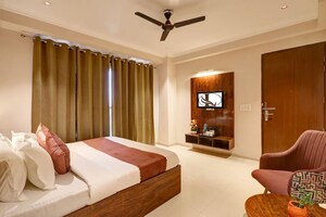 Bedroom in  Pg at Sector 52 – for Rent