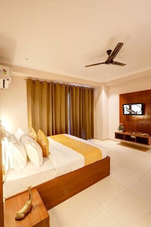 Bedroom in  Pg at Sector 52 – for Rent