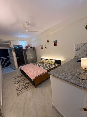 1 RK Builder Floor For Rent in Sector 52
