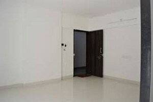 3 BHK Apartment For Rent in Lords Manor Apartment, Lulla Nagar