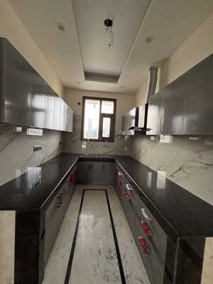 Kitchen in 4 BHK Builder Floor at Sector 27 – for Rent