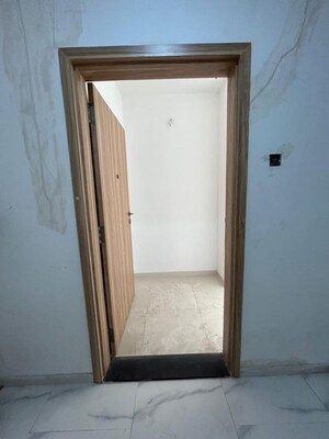 Room in 2 BHK Apartment at Vascon Citron Phase 2, Wagholi – for Sale