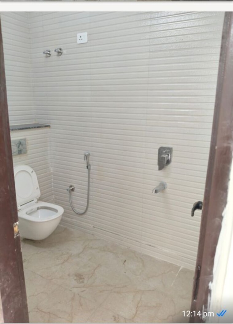 Bathroom, vaidpura 4 Bedroom 2150 Sq.Ft. Villa In Vaidpura Greater Noida 10739754
