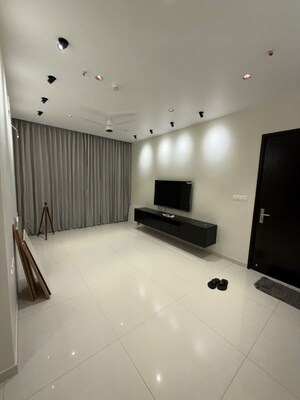 Team Area in 2 BHK Apartment at Rajapushpa Imperia, Tellapur – for Rent