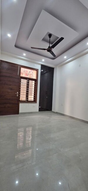 3 BHK Builder Floor For Sale in RPS Palm Drive, Sector 88