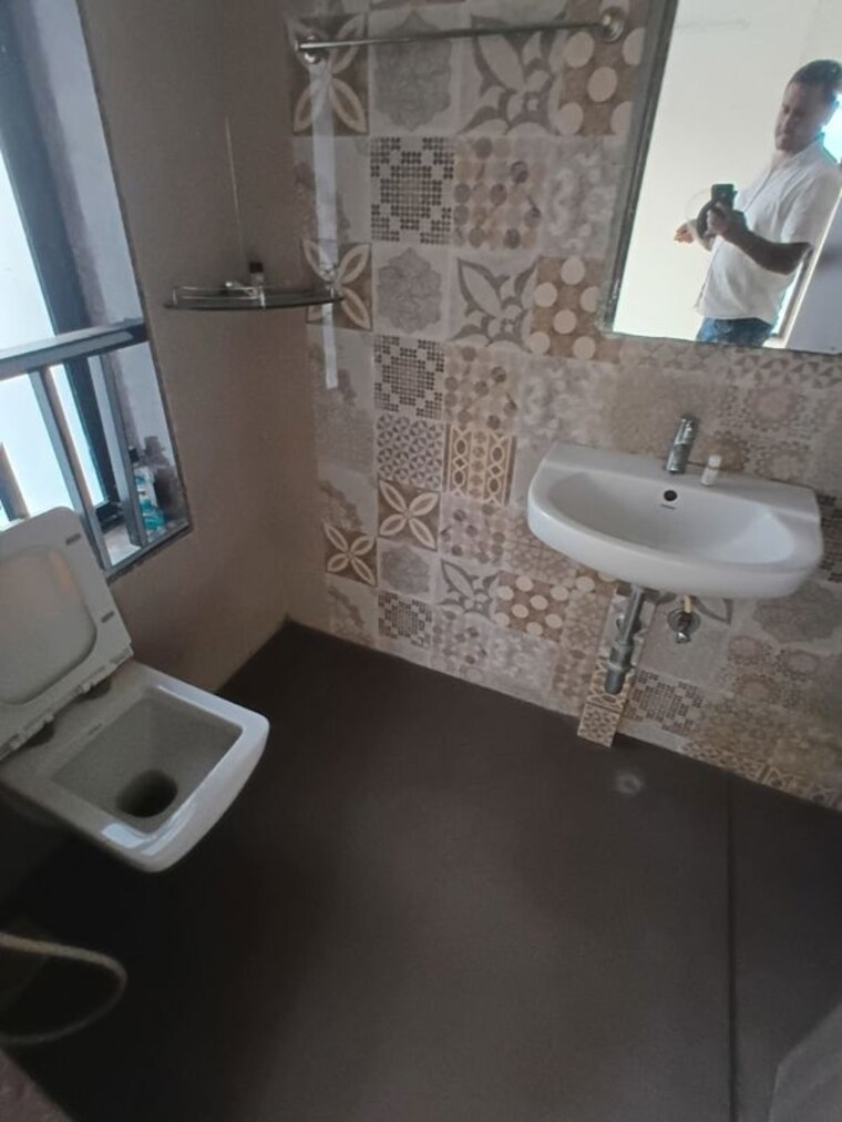 Bathroom, acme-oasis 2 Bedroom 742 Sq.Ft. Apartment In Kandivali East Mumbai 10739972