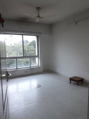 Room in 3 BHK Apartment at Clover Heights, Wanowrie – for Rent