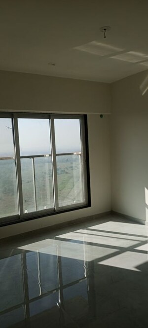 Room in 2 BHK Apartment at Vaibhav Eastern Groves, Vikhroli East – for Sale