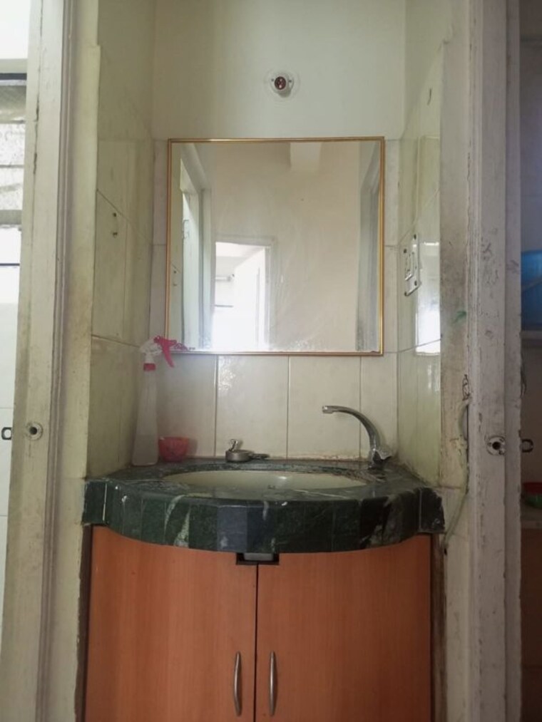 Bathroom, morya-gosavi-raj-park 2 Bedroom 1100 Sq.Ft. Apartment In Chinchwad Pune 10739994
