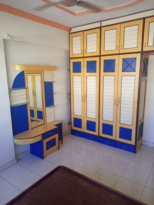 Room in 2 BHK Apartment at Morya Gosavi Raj Park, Chinchwad – for Rent